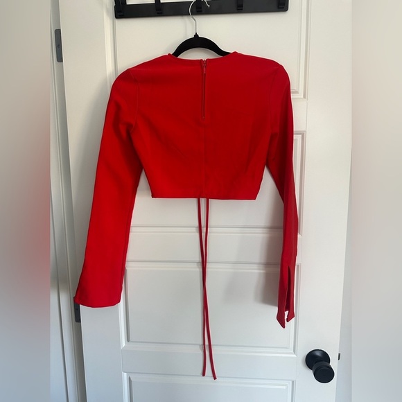 Divided Red Ruched Crop Blouse with Tie Front - Picture 2 of 3